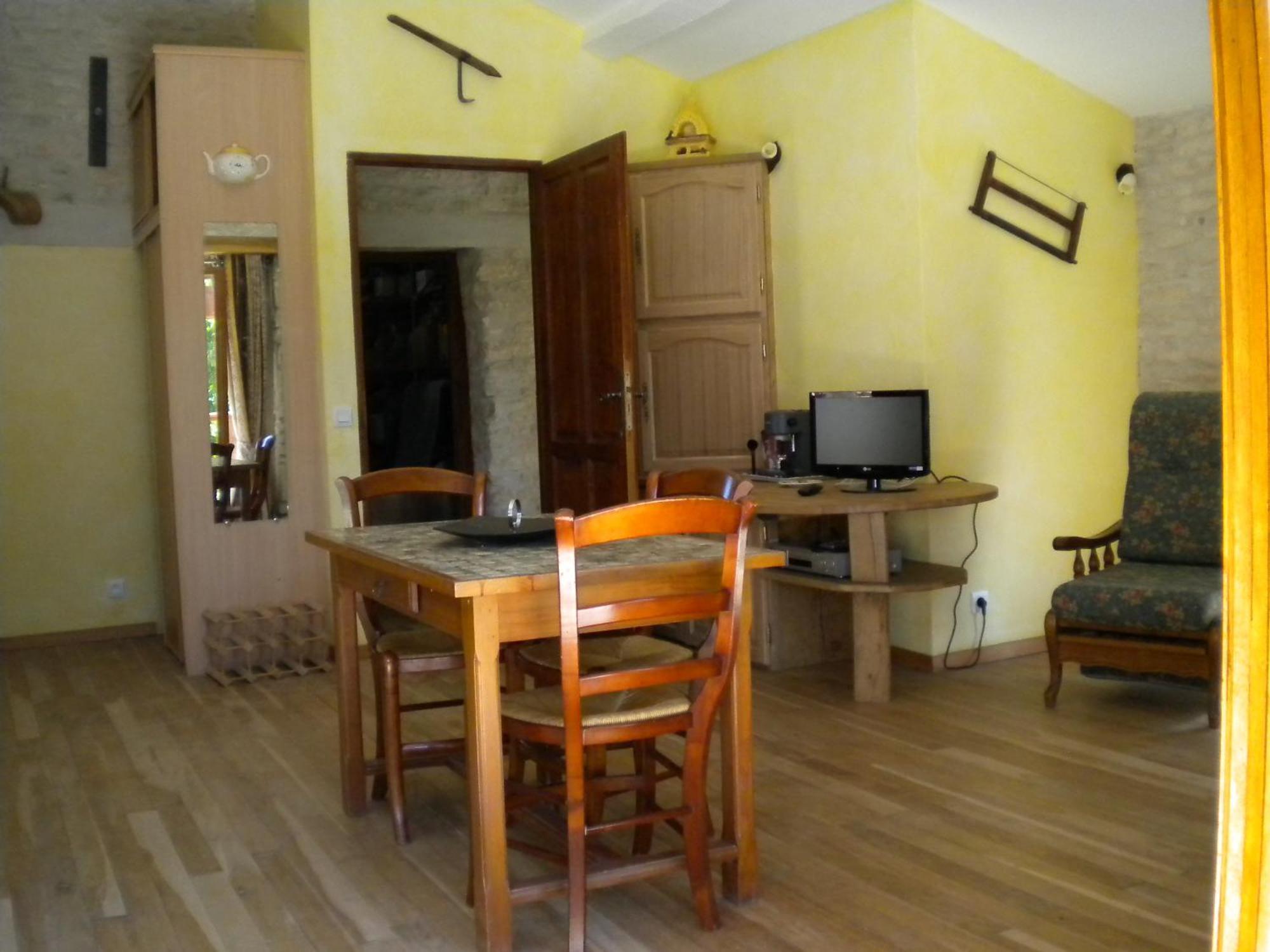 Au Col De Cygne Apartamento Blanzac-les-Matha Exterior foto